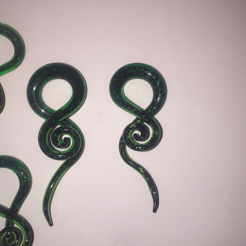 Glass spiral music note tapers plugs